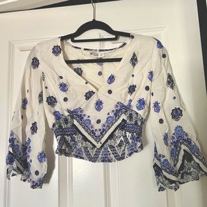 Seek the label Top